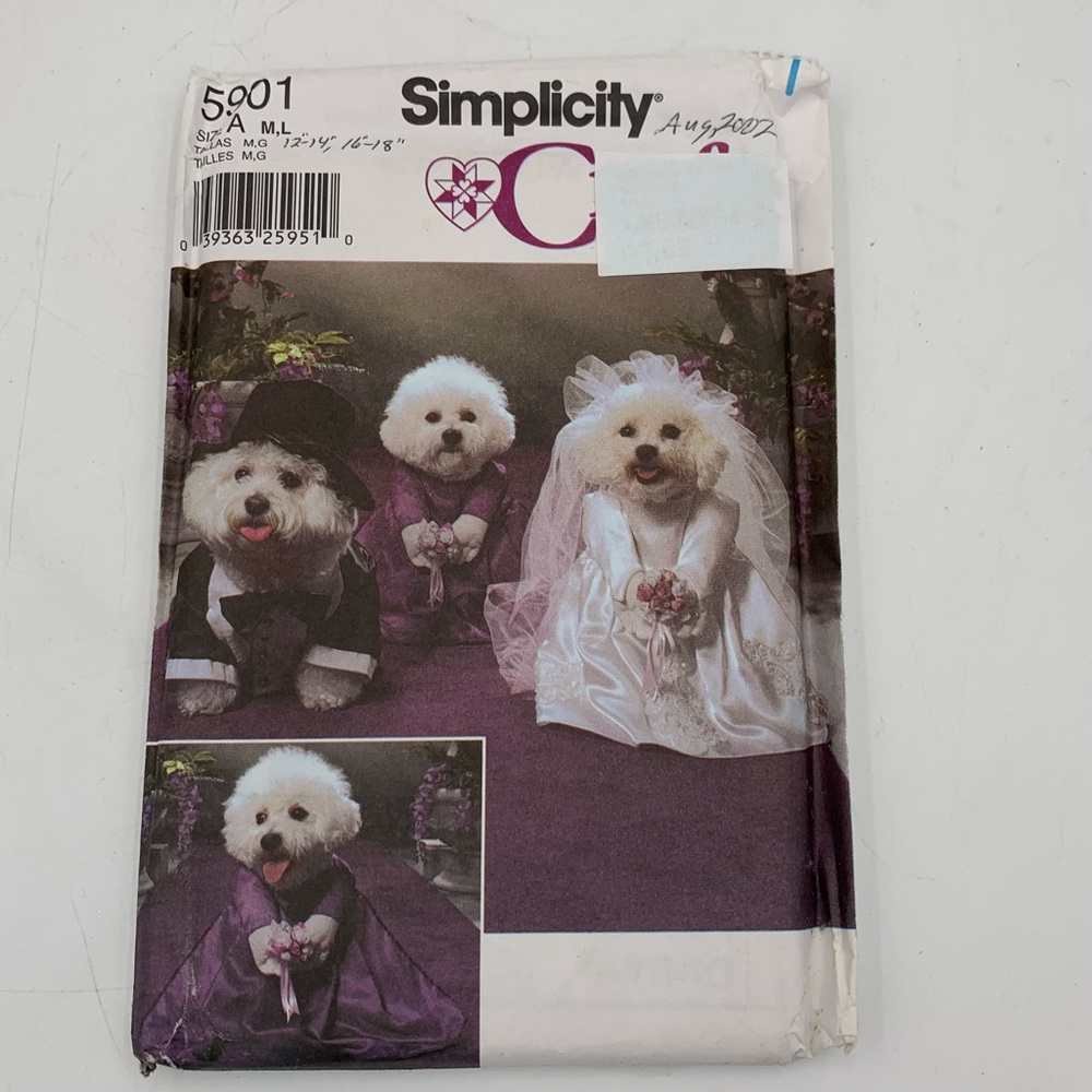 Sewing Pattern Dog Wedding Bride Groom‎  Costume Simplicity Sz M & L 5901 UNCUT